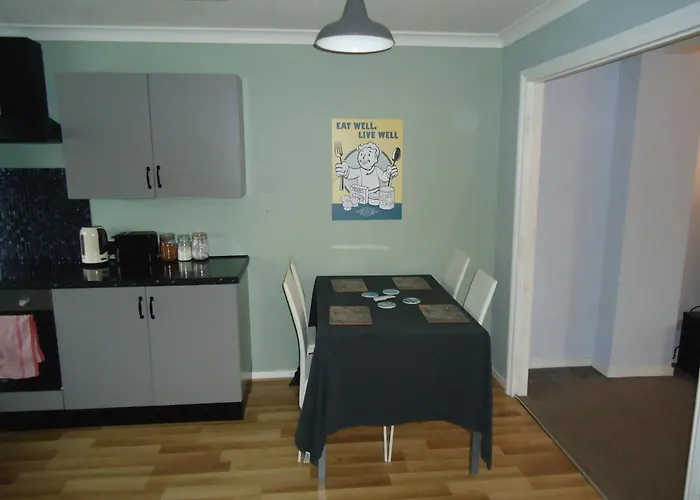 3 Bedroom House, Market Deeping -Nr Peterborough, Stamford, Spalding