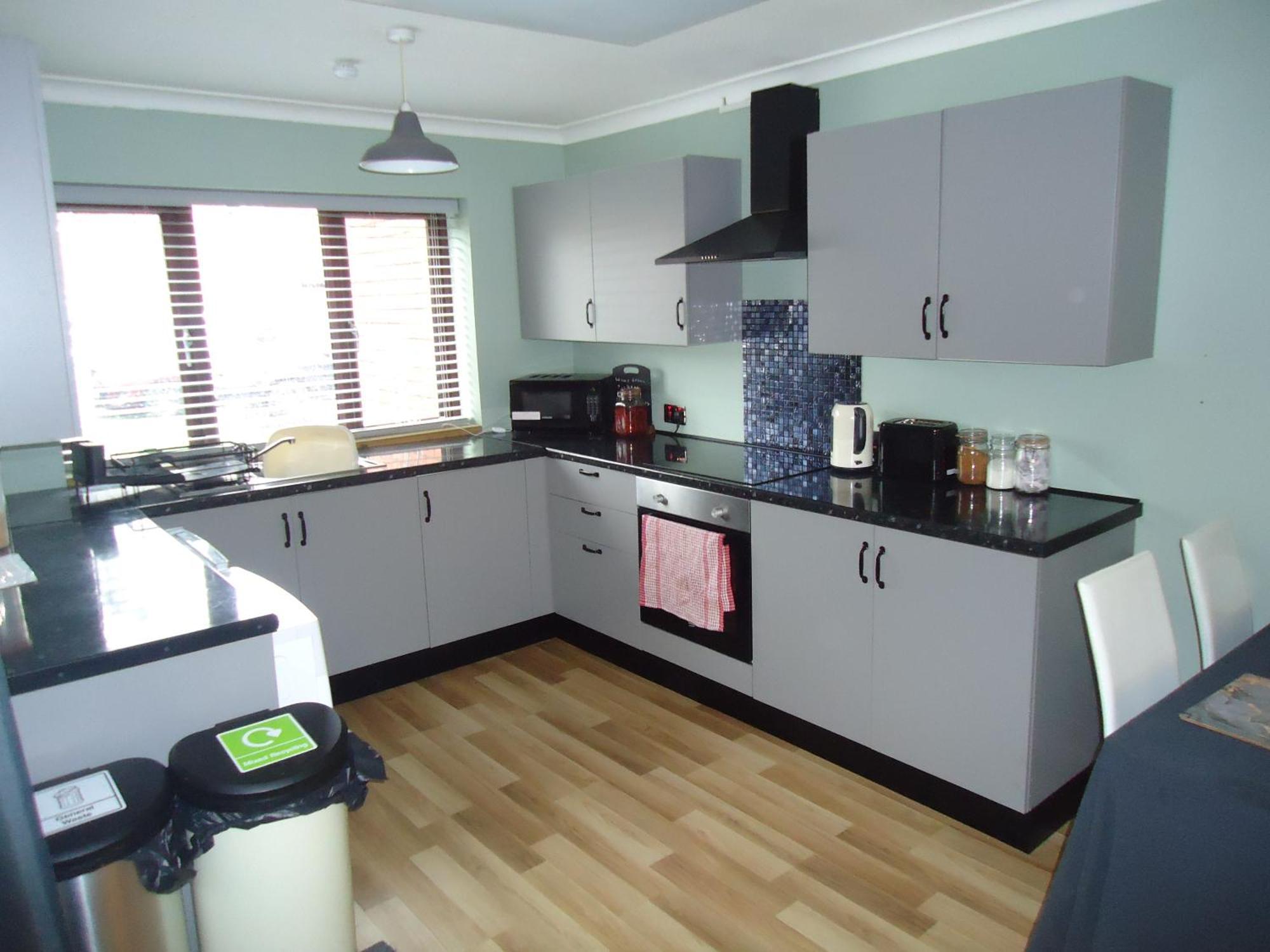 3 Bedroom House, -nr Peterborough, Stamford, Spalding Apartment